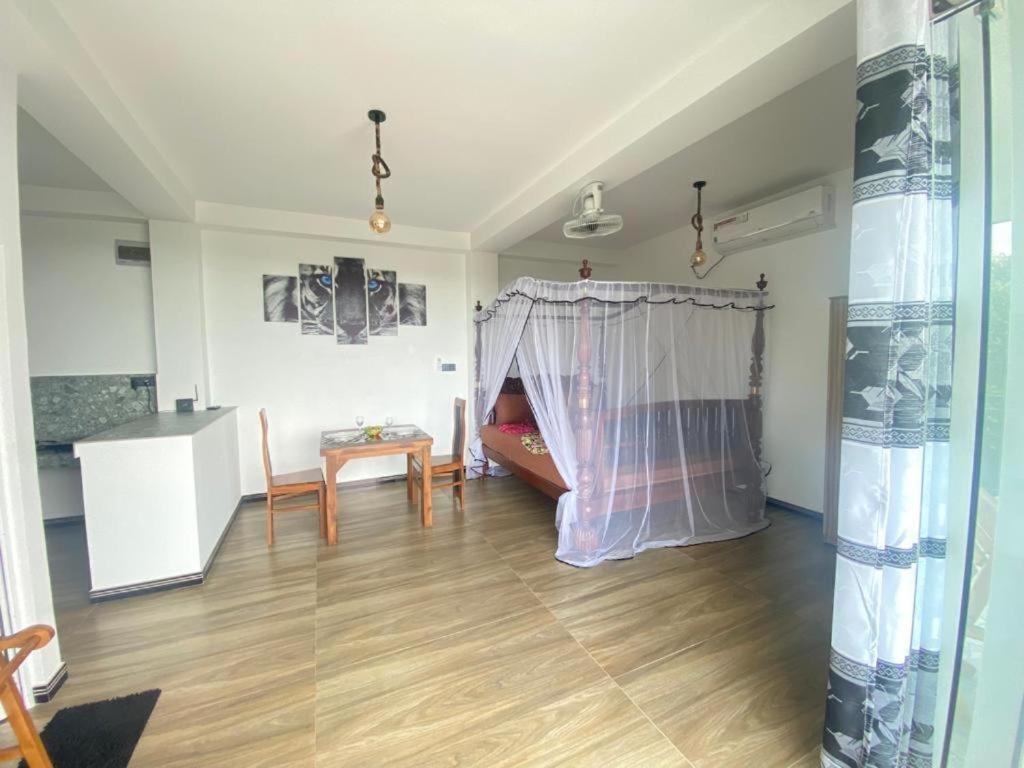 Secret Garden Hotel Hikkaduwa Kültér fotó